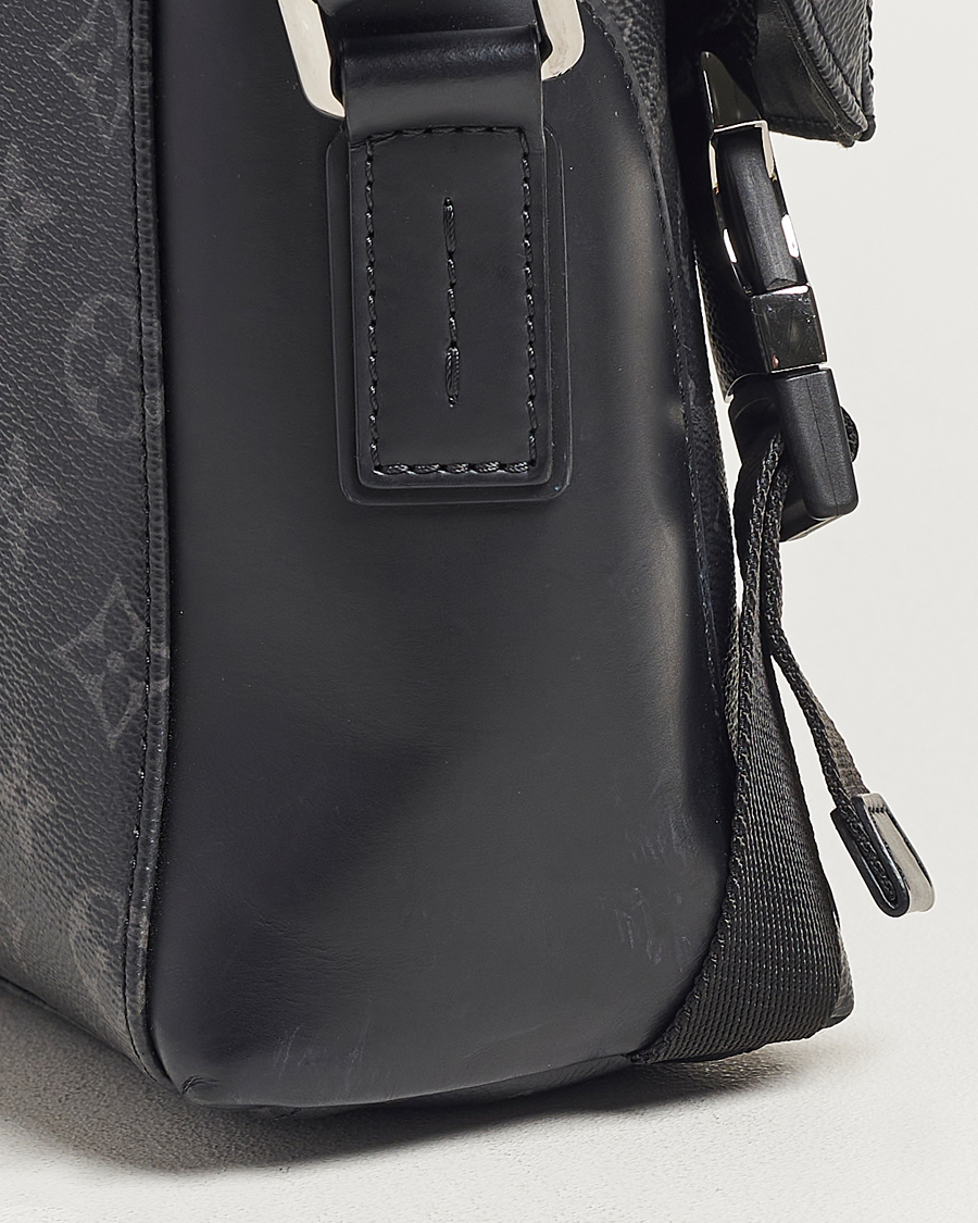 Heren | Pre-Owned & Vintage Bags | Louis Vuitton Pre-Owned | Messenger Voyager PM Bag Monogram Eclipse