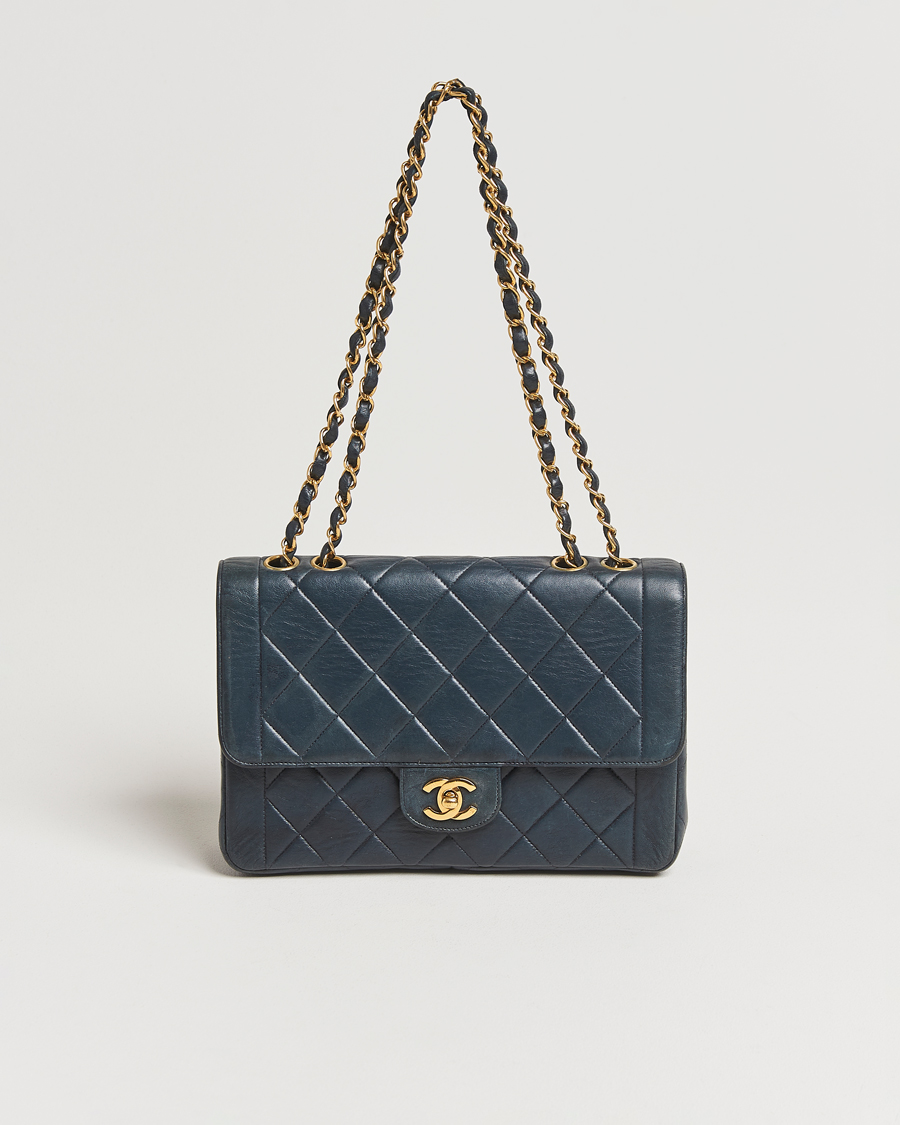 Heren | Pre-Owned & Vintage Bags | Chanel Pre-Owned | Classic Medium Single Flap Bag Lambskin Navy