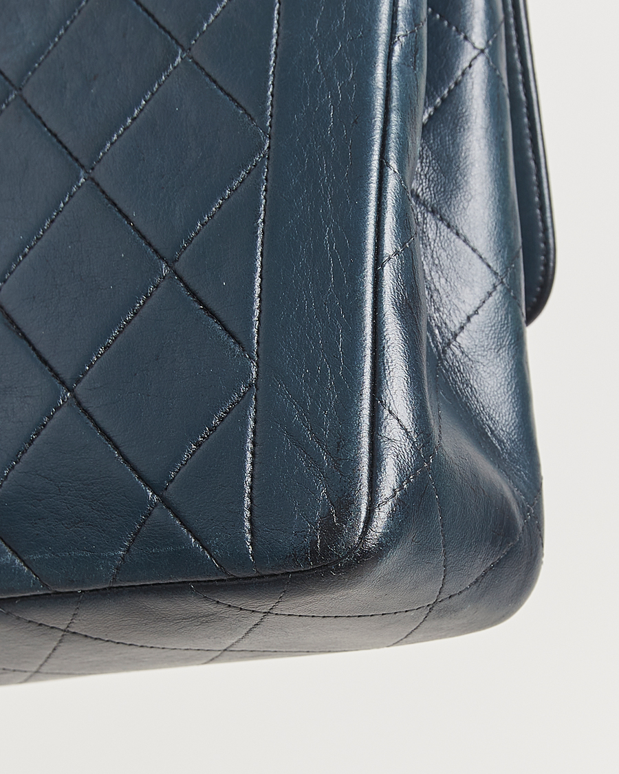 Heren | Pre-Owned & Vintage Bags | Chanel Pre-Owned | Classic Medium Single Flap Bag Lambskin Navy