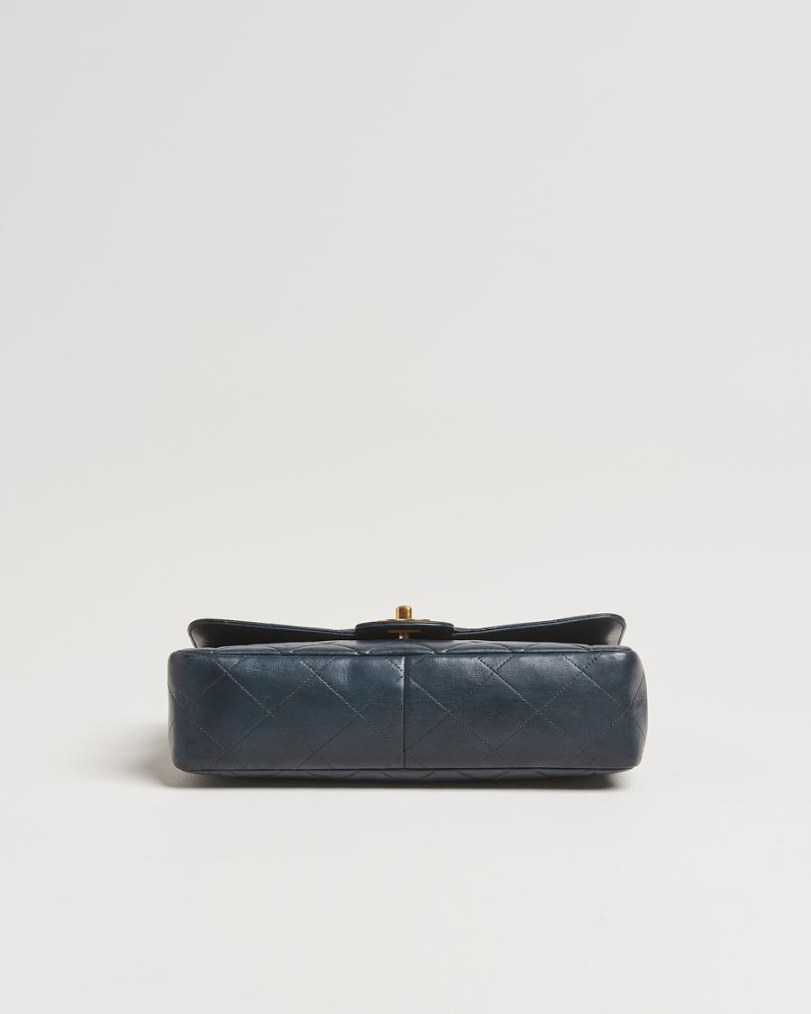 Heren | Pre-Owned & Vintage Bags | Chanel Pre-Owned | Classic Medium Single Flap Bag Lambskin Navy