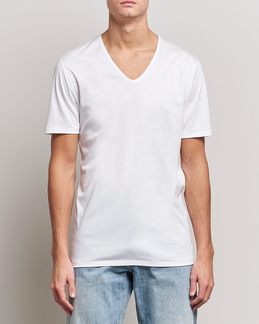 Heren |  | Zimmerli of Switzerland | Sea Island Cotton V-Neck T-Shirt White