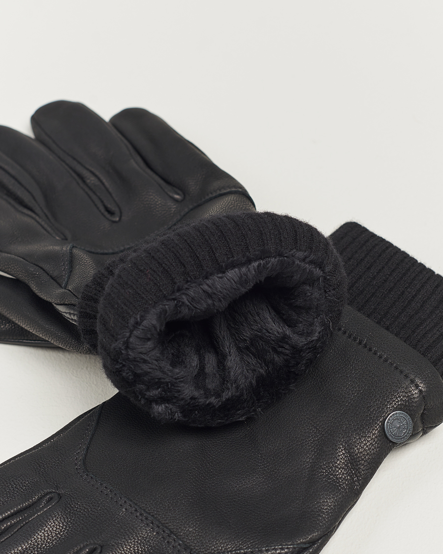 Canada Goose Workman Gloves Black Man CareOfCarl