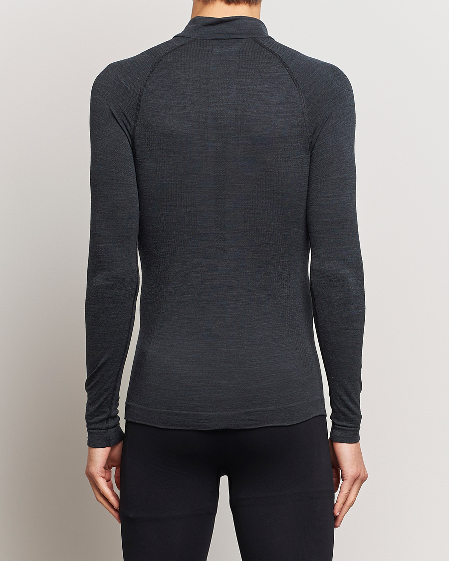 Heren |  | Falke Sport | Long Sleeve Wool Tech Half Zip Shirt Black