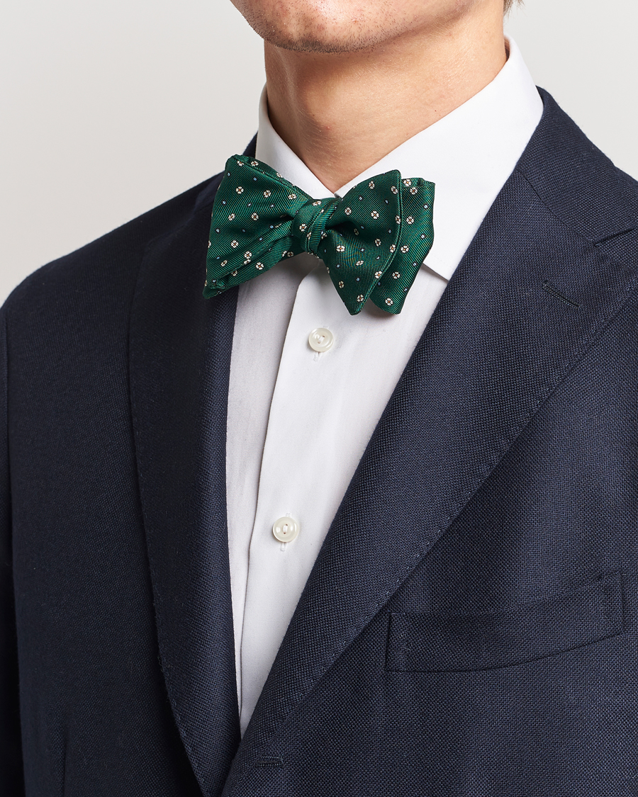 Green bow clearance ties