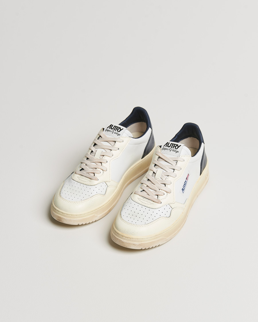 Heren |  | Autry | Super Vintage Low Leather Sneaker White/Navy