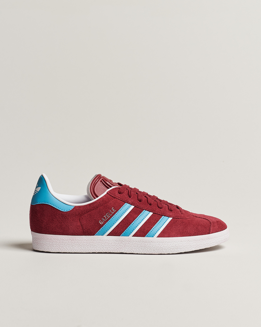 Burgundy and store blue gazelles