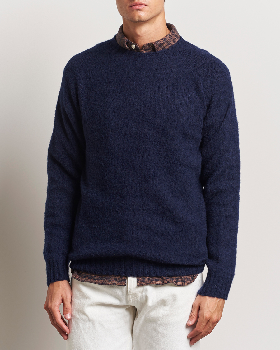 Heren | Gebreide truien | Harley Of Scotland | Brushed Supersoft Lambswool Crewneck Navy