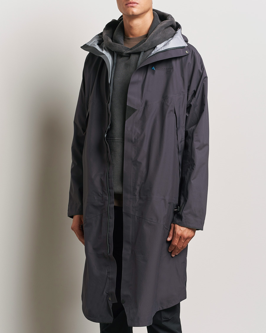 Heren | Parka's | Klättermusen | Syr Waterproof Hood Parka Raven