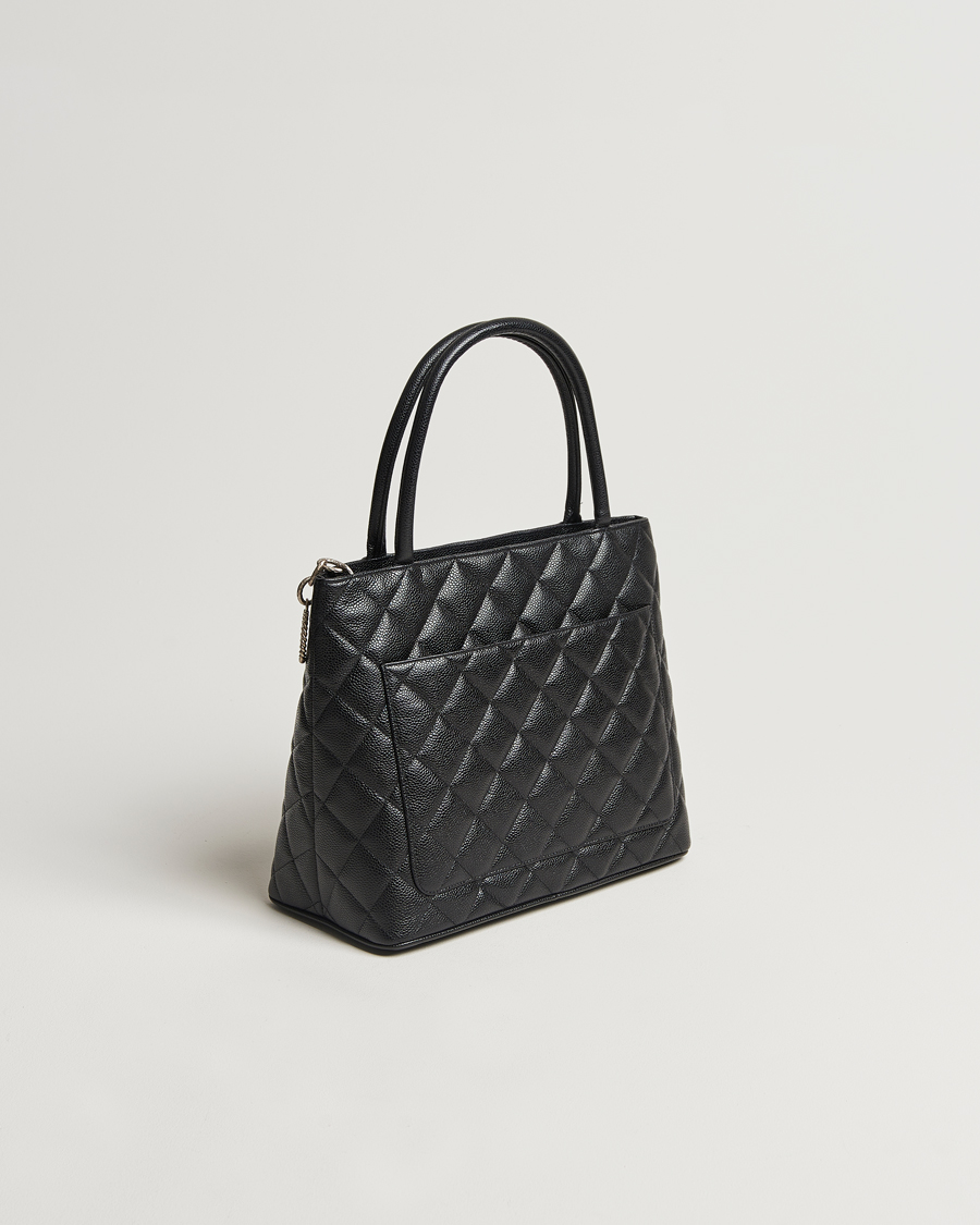 Heren | Gifts for Her | Chanel Pre-Owned | Médallion Tote Bag Black Caviar