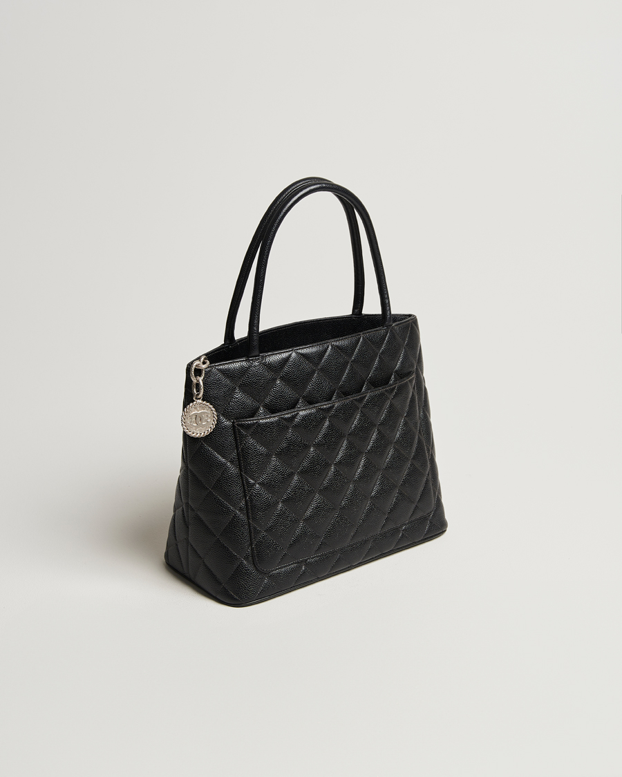 Heren | Gifts for Her | Chanel Pre-Owned | Médallion Tote Bag Black Caviar