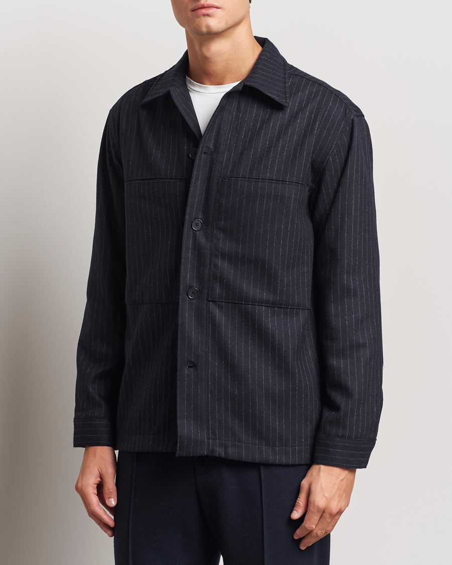 Heren |  | NN07 | Isak Wool Overshirt Navy Blue Pinstripe