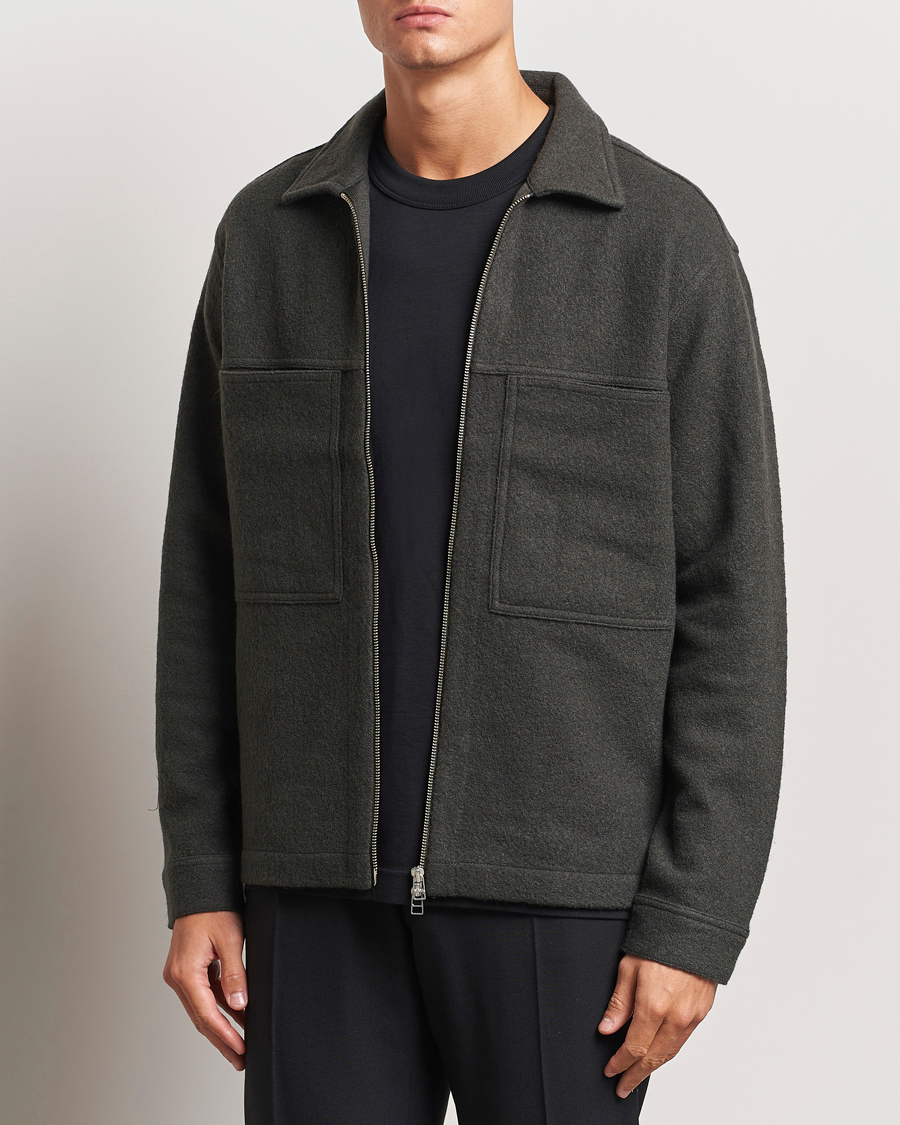 Heren |  | NN07 | Isak Boiled Wool Full Zip Dark Army