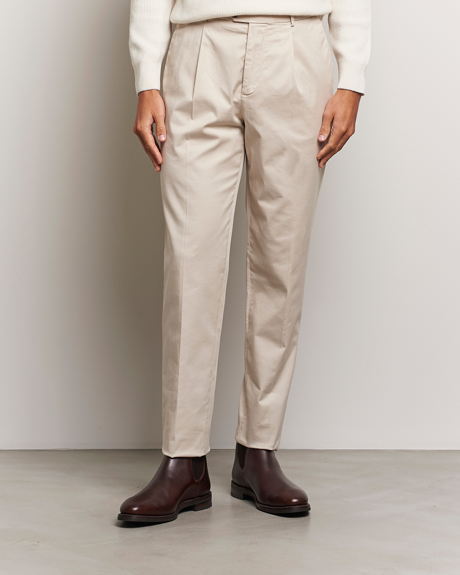 Heren |  | Brunello Cucinelli | Slim Fit Pleated Trousers Light Beige