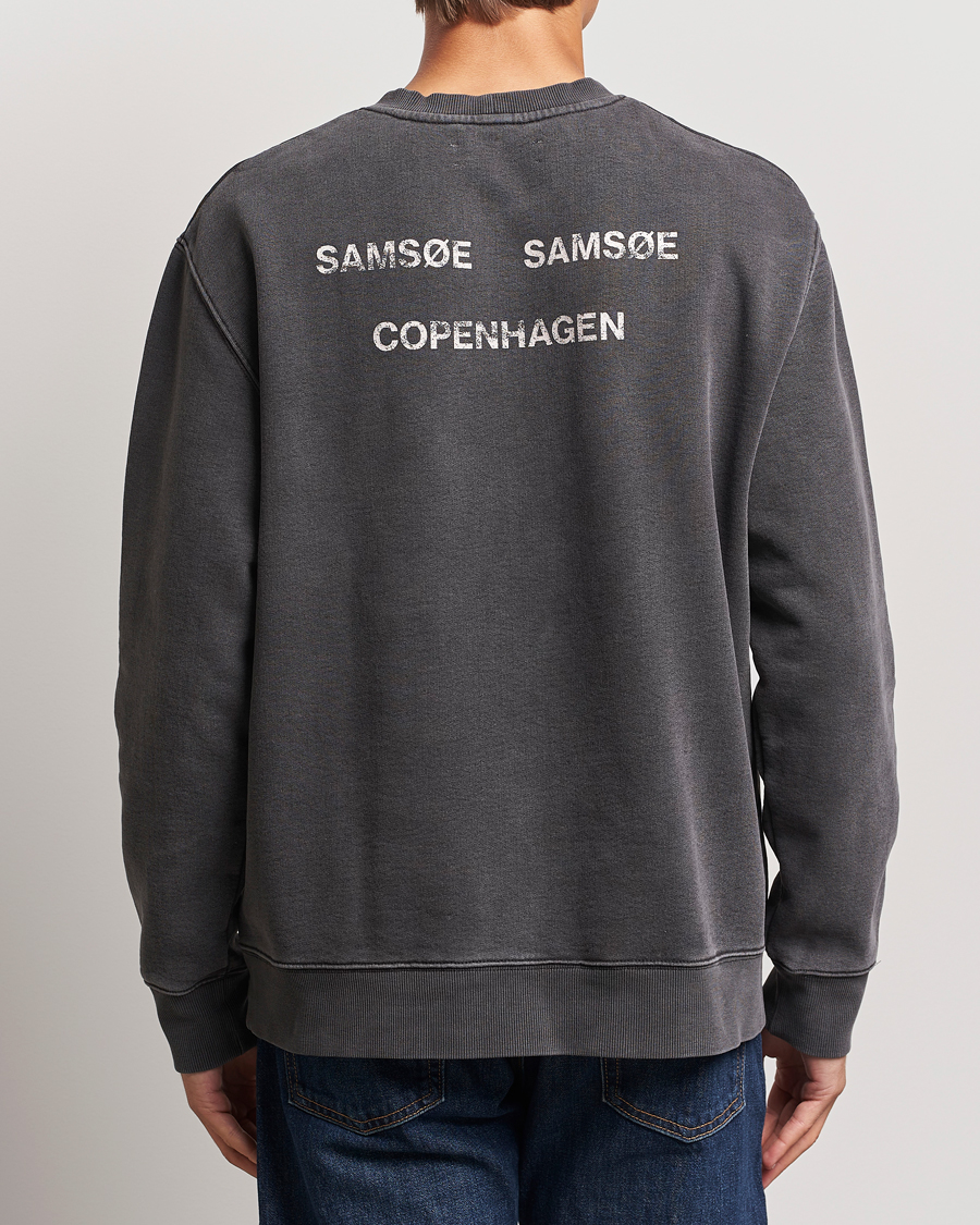 Heren |  | Samsøe Samsøe | Poetry Printed Crew Neck Sweatshirt Black Balance