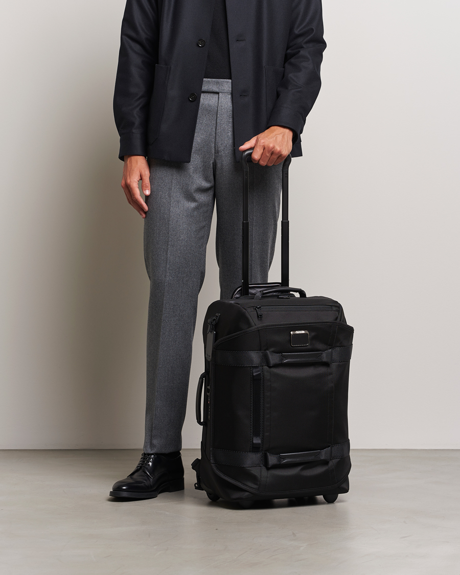 Heren |  | TUMI | Alpha Bravo Wheeled Duffle Black