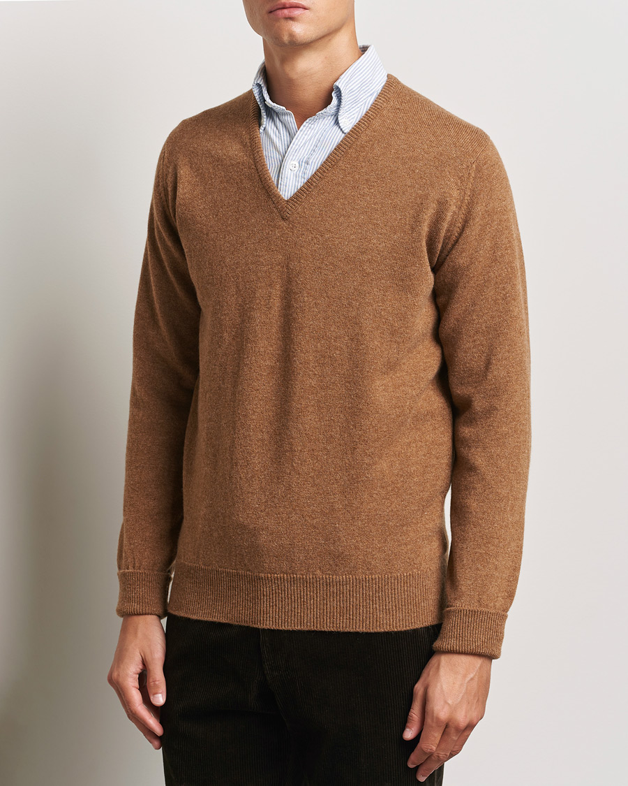 Heren | Truien | William Lockie | Rob Lambswool V-Neck Savannah