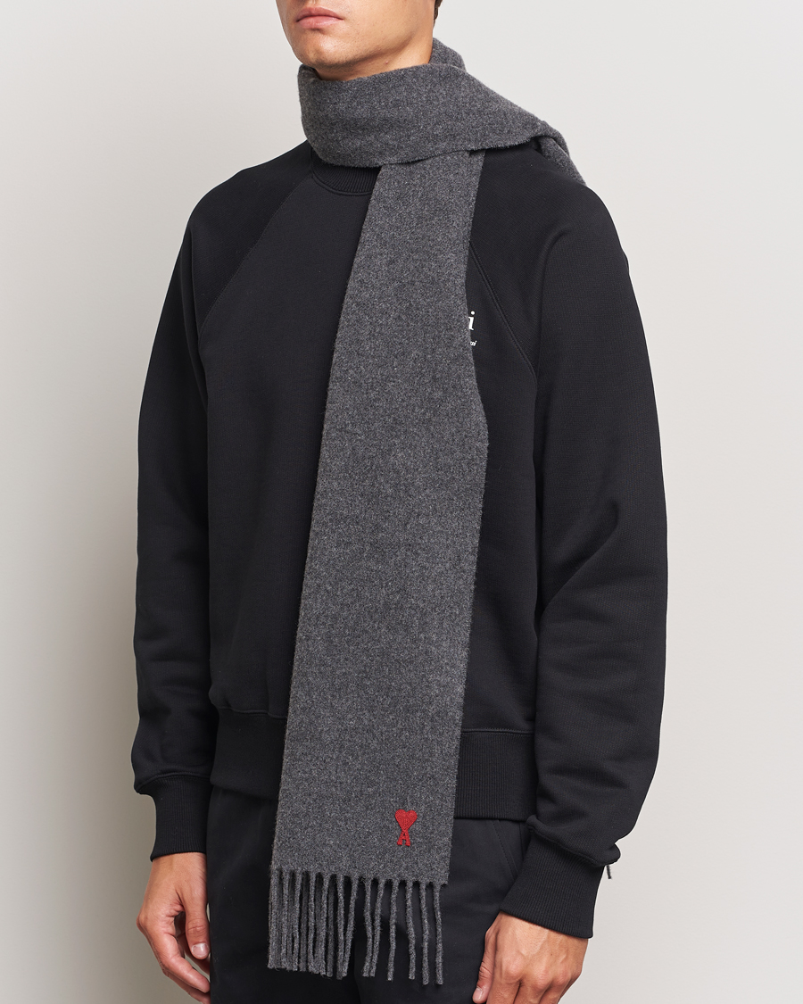 Heren |  | AMI | Heart Logo Scarf Dark Grey