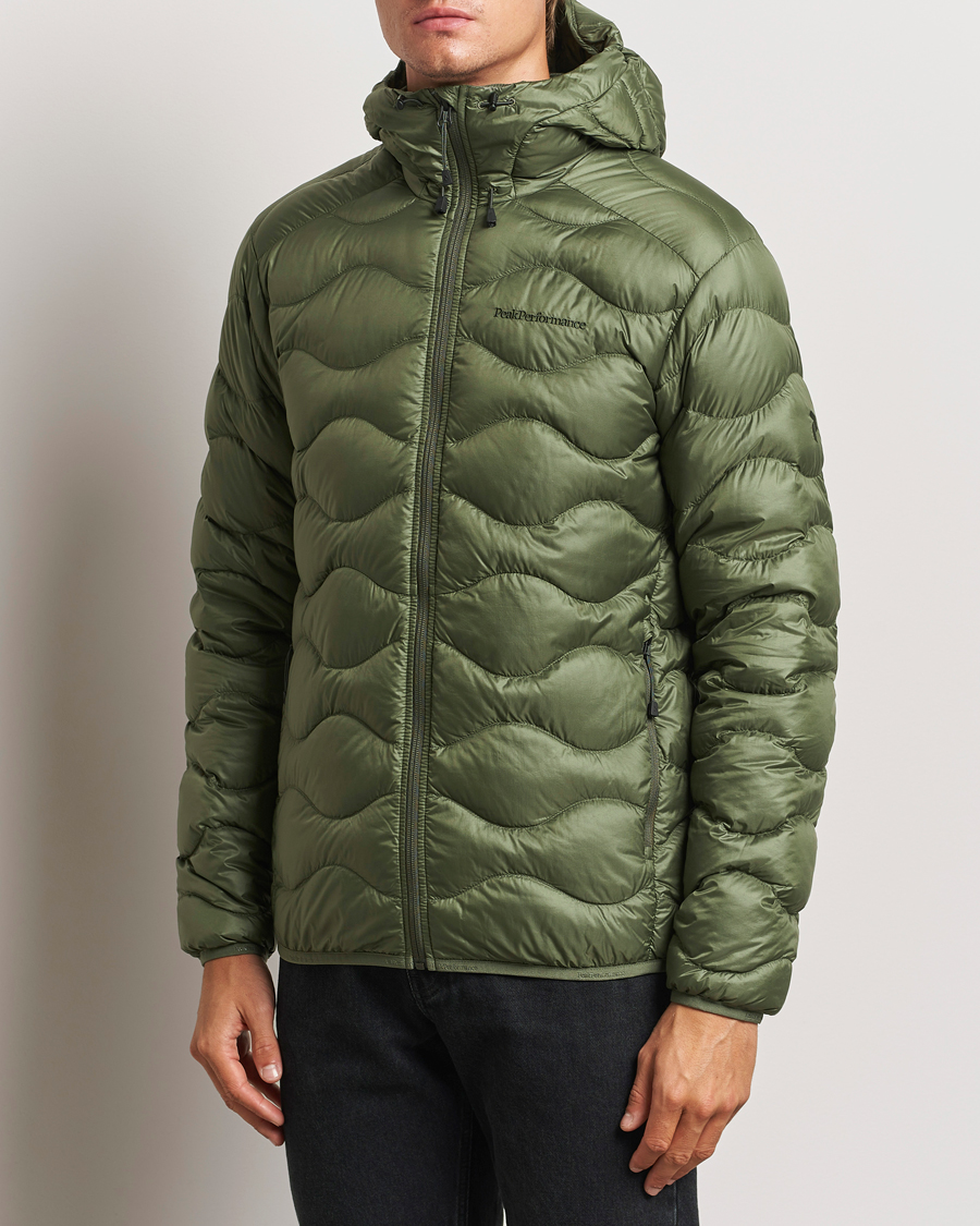 Heren |  | Peak Performance | Helium Down Hooded Jacket Pine Needle