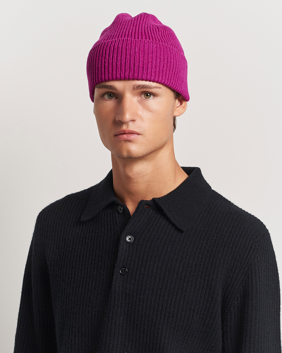 Heren |  | Colorful Standard | Merino Wool Beanie Magenta Blaze