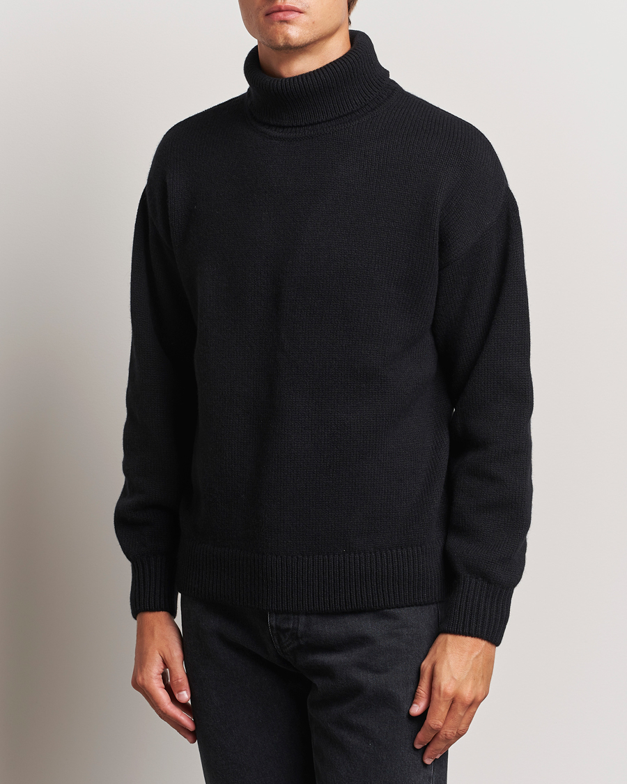 Heren |  | Colorful Standard | Merino Wool Turtleneck Deep Black