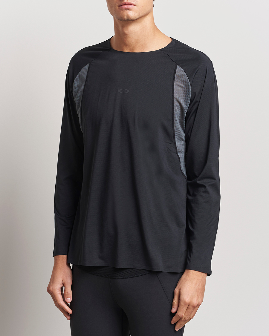 Heren |  | Oakley | Pursuit Pro Long Sleeve T-Shirt Blackout