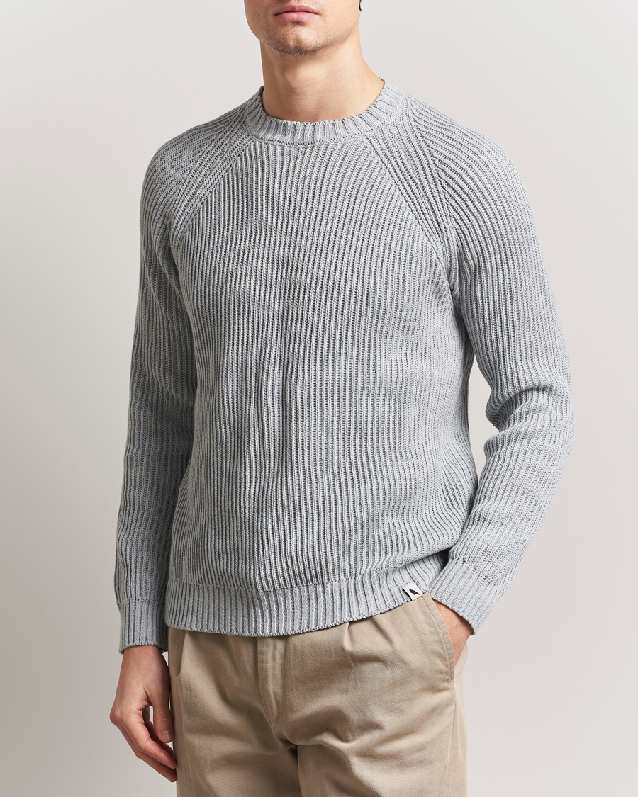 Heren | Truien | Peregrine | Harry Organic Cotton Sweater Washed Denim