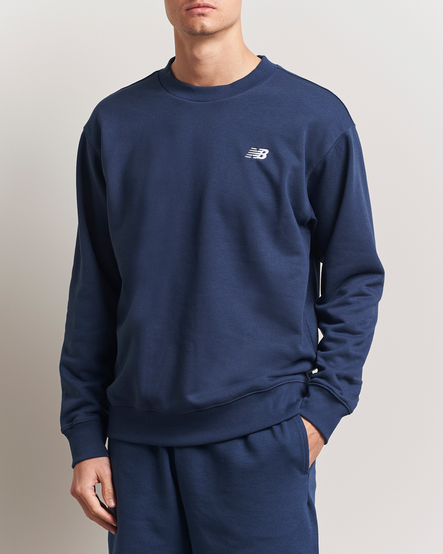 Heren | Truien | New Balance | Essentials French Terry Sweatshirt Navy